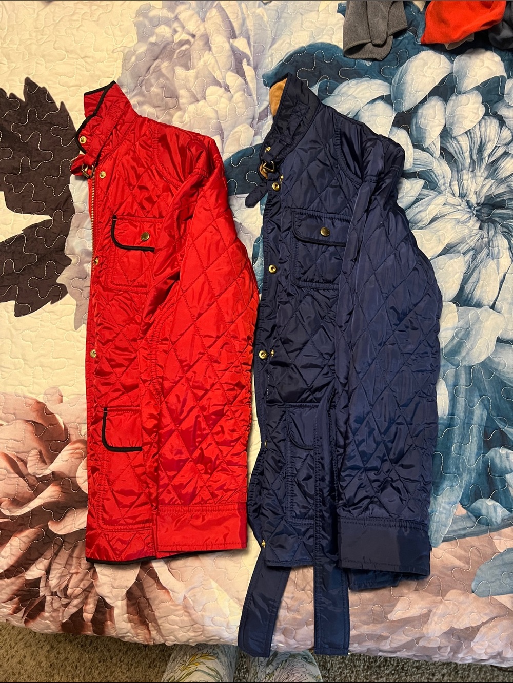 Lot of 2 XS Banana Republic Quilted Puffer Jackets